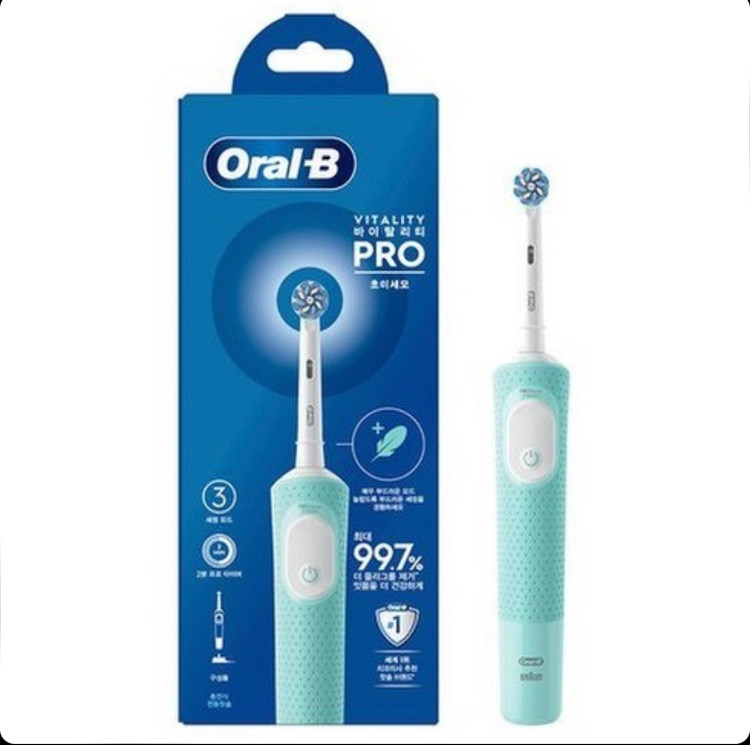مسواک برقی اورال بی Oral-B Vitality Pro Mint Green به همراه ۲ یدک اضافه با 3 حالت مسواکزدن و تایمر 2 دقیقهای رنگ سبز