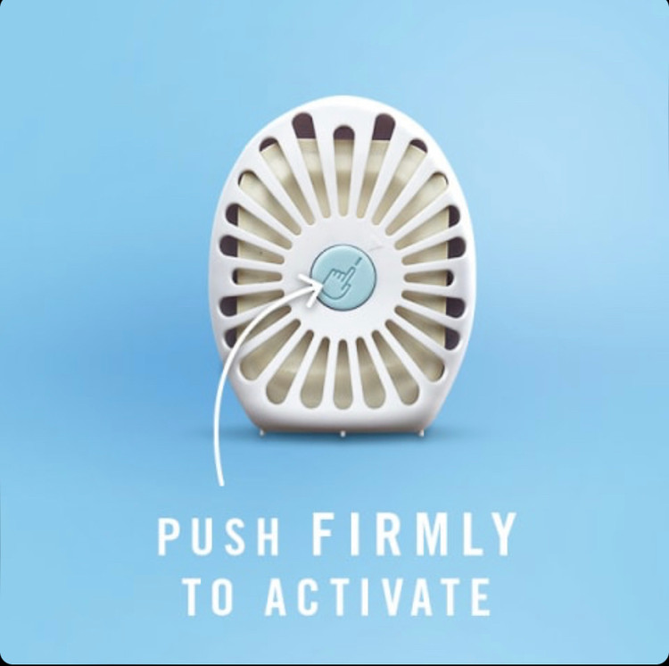 خوشبوکننده و بوگیر سرویس بهداشتی فبرز Febreze رایحه لوکس و گلی White Floral